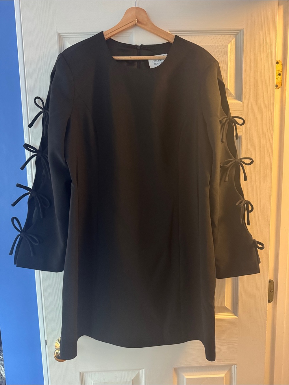 Tuckernuck dress by Hyacinth House.  XXL Black Tie-Sleeve Shift Dress